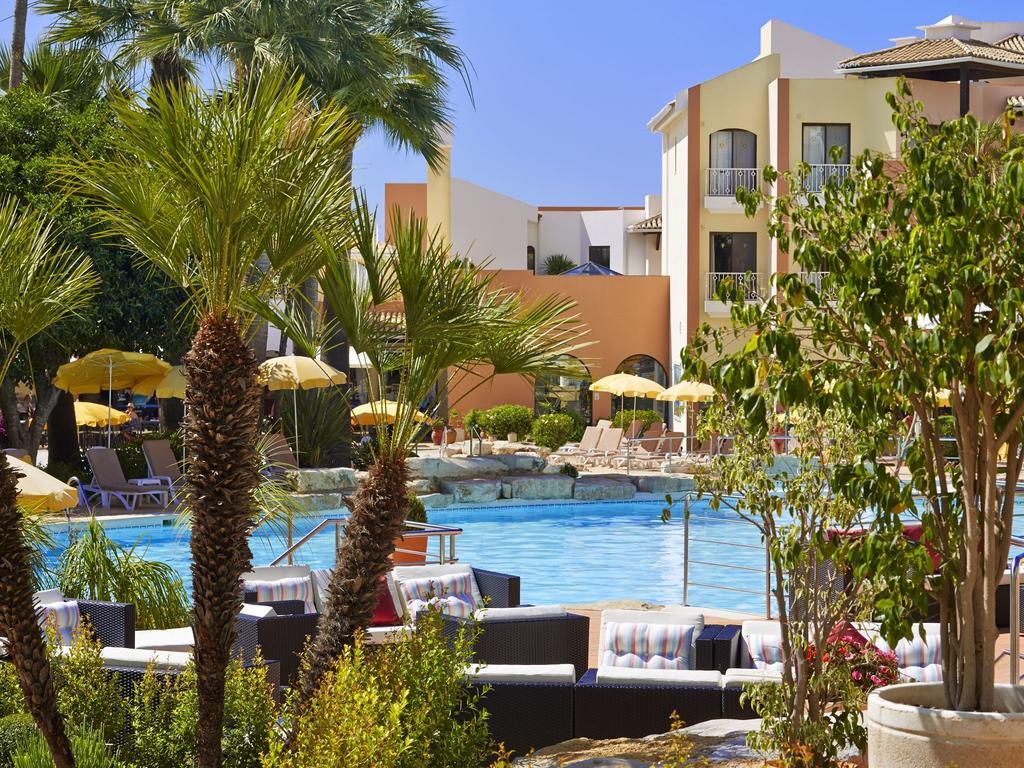 Four Seasons Vilamoura Hotel Exterior photo